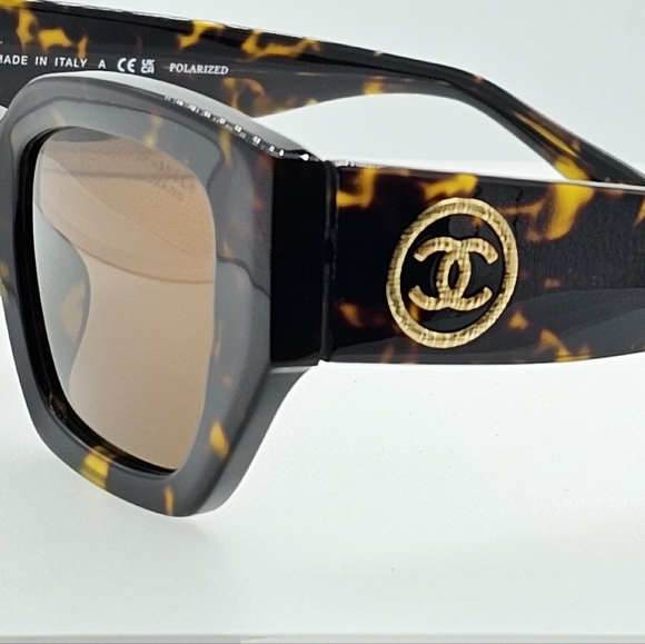 CHANEL Acetate Dark Tortoise. Lenses: Brown, Polarized ref 5506 c.714/83… - Picture 1 of 13